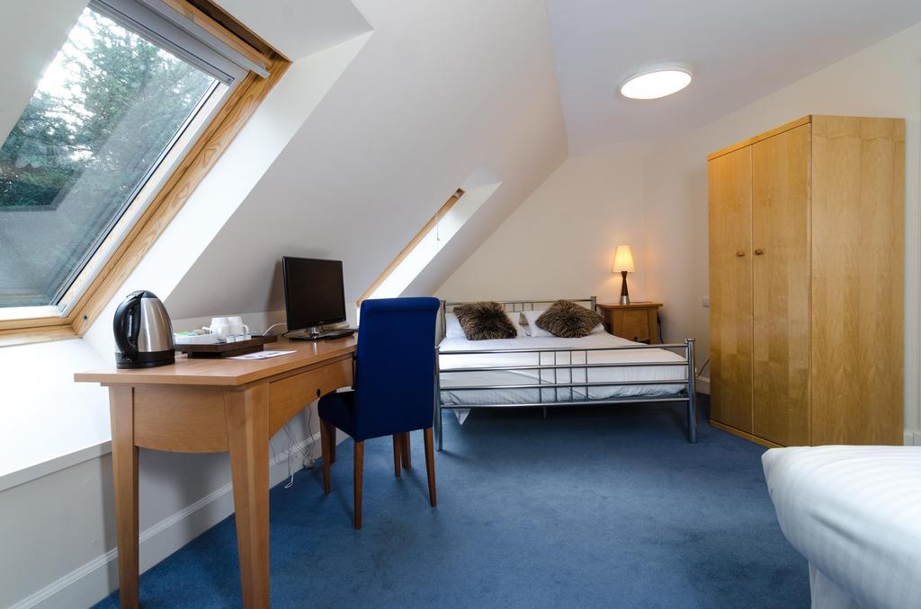 Edinburgh Lodges Musselburgh Room photo